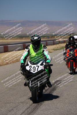 media/Jun-16-2024-Lets Ride (Sun) [[4ae6dd1f02]]/Group C/Grid and Front Straight/
